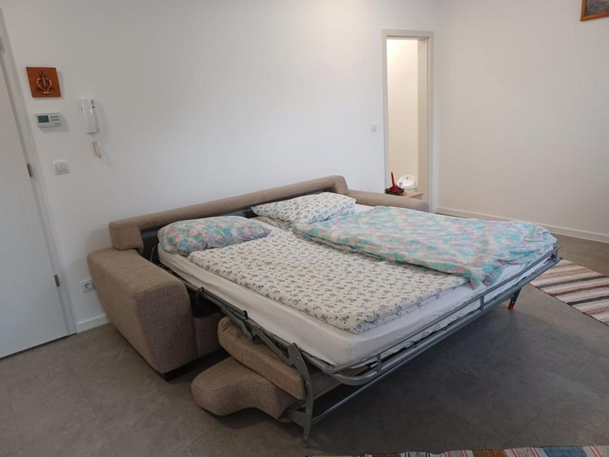 Atkacs Home Gyor Bagian luar foto