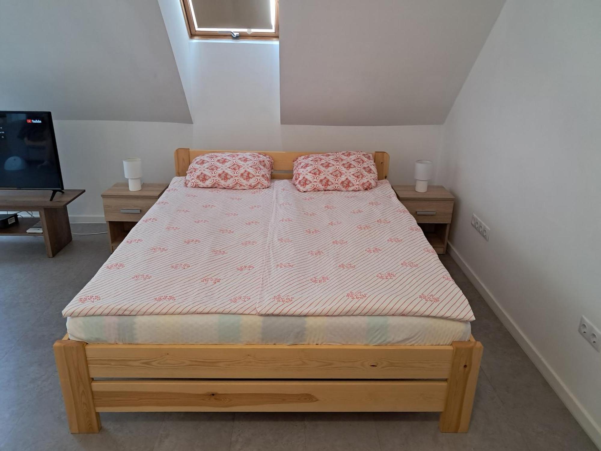 Atkacs Home Gyor Bagian luar foto